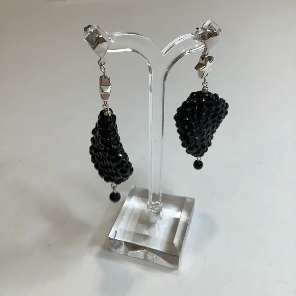 KVITKA CREATIONS Starry Night Black Beaded Stud Earrings - Picture 5 of 6